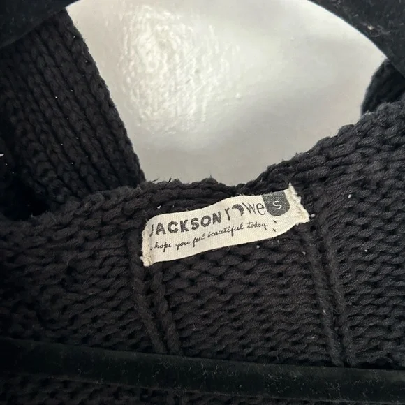 NO LONGER AVAILABLE- can’t delete listing - Picture 6 of 6